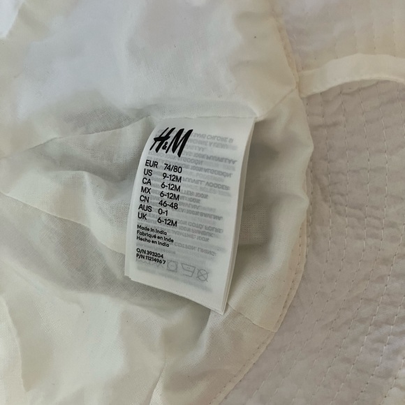 Lot of three white hats for baby 6-12 months - Picture 4 of 7